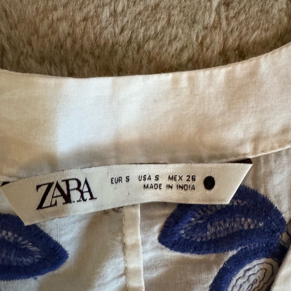 Zara Contrast Embroidered Batwing Mediterranean Small Cotton Button Up Blue - Picture 7 of 9